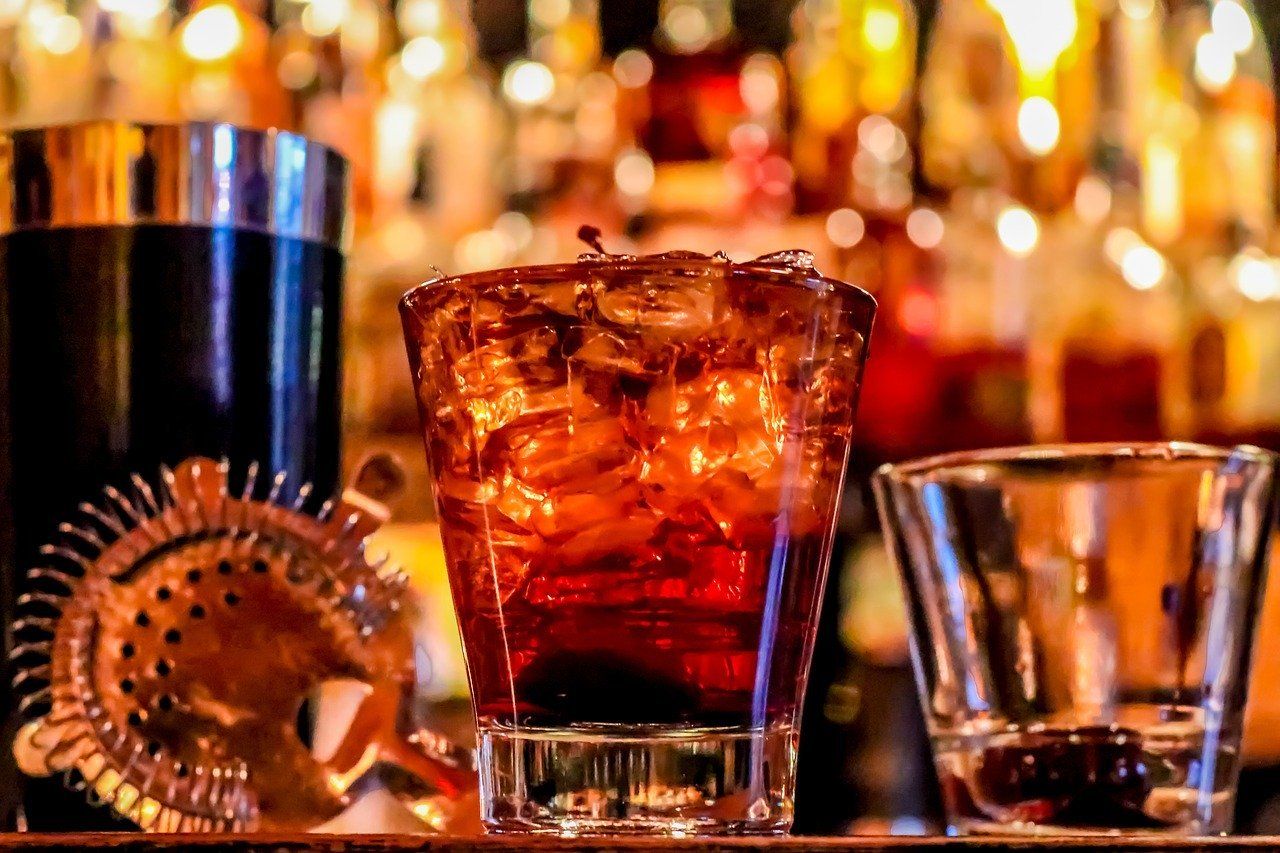 alcohol-3194824_1280 alcohol drink shot on bar